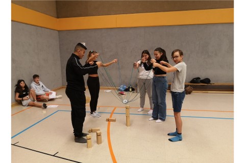 Beverungen - Schule im Dreiländereck: Vertrauen, Rücksicht und Teamgeist werden gestärkt