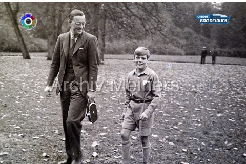 Prinz Bernhard der Niederlande zu Besuch bei der gräflichen Familie 1936