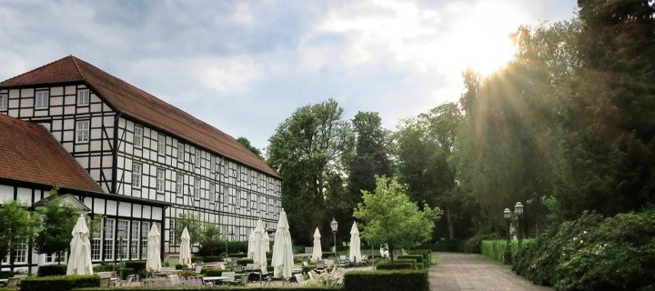 „Gräflicher Park Health & Balance Resort“ ist beliebtestes nachhaltiges Hotel in Westfalen