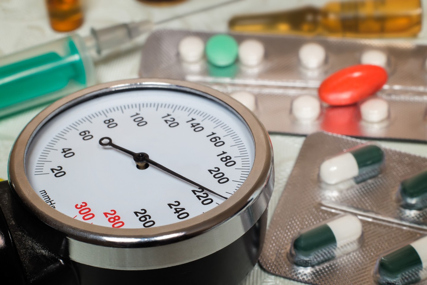 Medikamente gegen Bluthochdruck sind unverändert die am meisten verordneten Arzneimittel in Nordrhein-Westfalen. Foto: AOK/hfr.