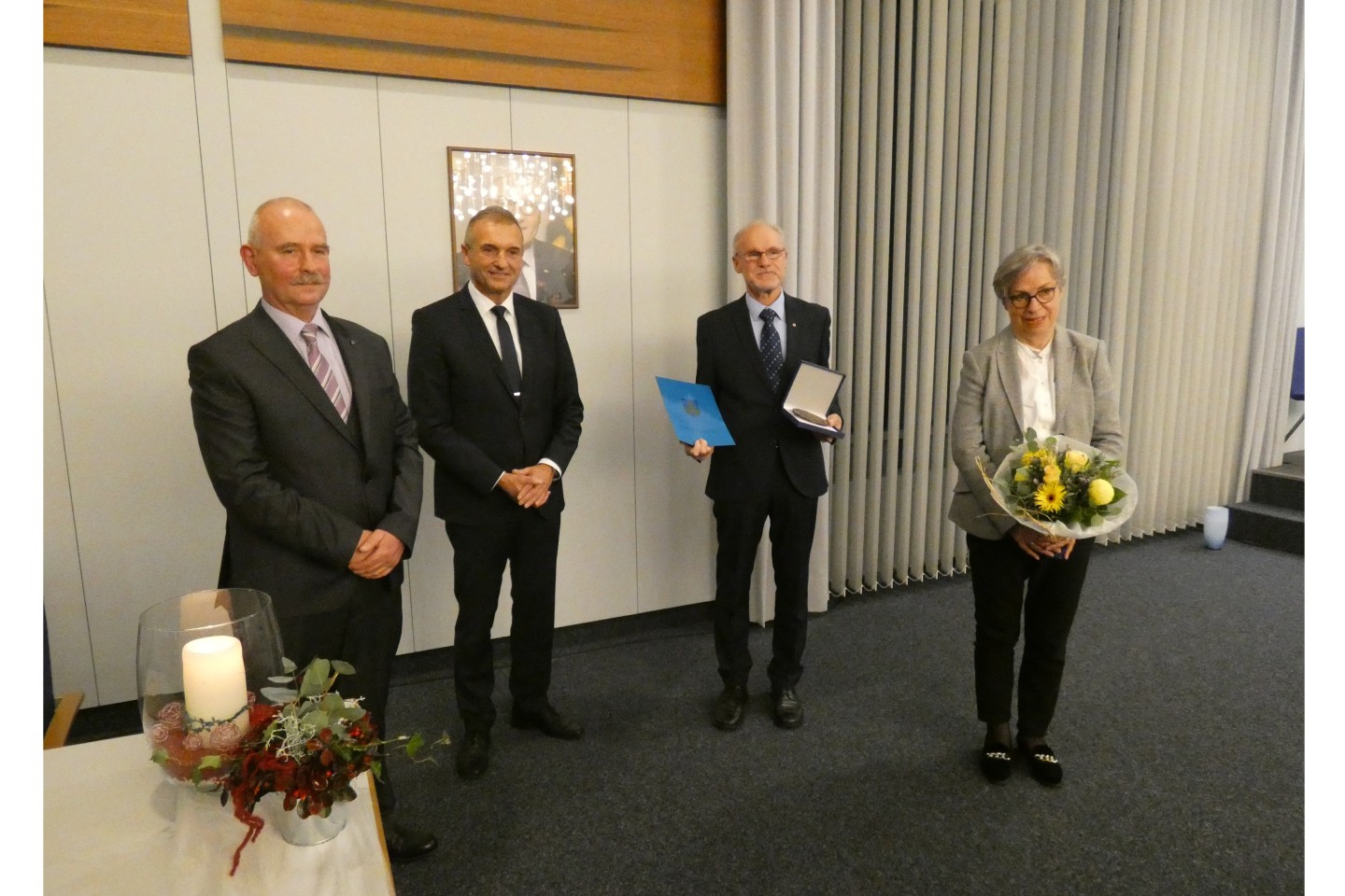 Ehrenplakette der Stadt Bad Driburg für Waldemar Gamenik und Eintrag in das Goldene Buch 