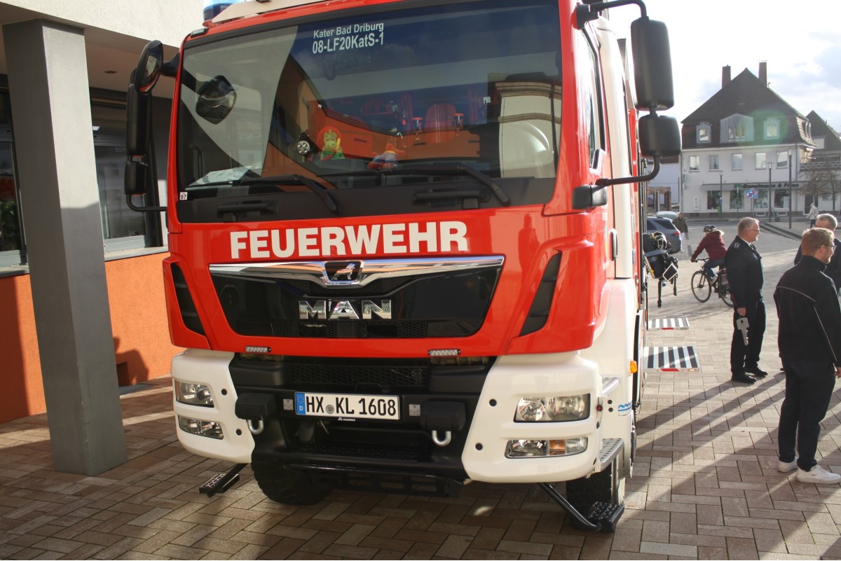 Bild: Fahrzeug Das neue Katastrophenschutzfahrzeug des Kreises Höxter ist mit einigen technischen Highlights ausgestattet. Foto: Kreis Höxter