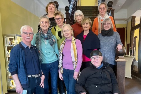 Kunstverein ArtD besucht Mitchev-Ausstellung in Gehrden