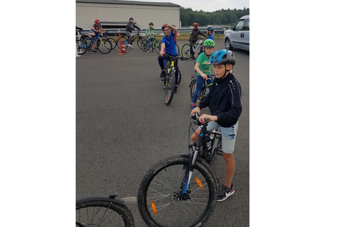 POL-HX: Fahrradturnier für Kinder vom Kinderferienspass Steinheim/ Nieheim
