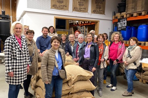 Frauen Union Kreisverband Höxter besichtigt Kolping Röstwerkstatt in Brakel