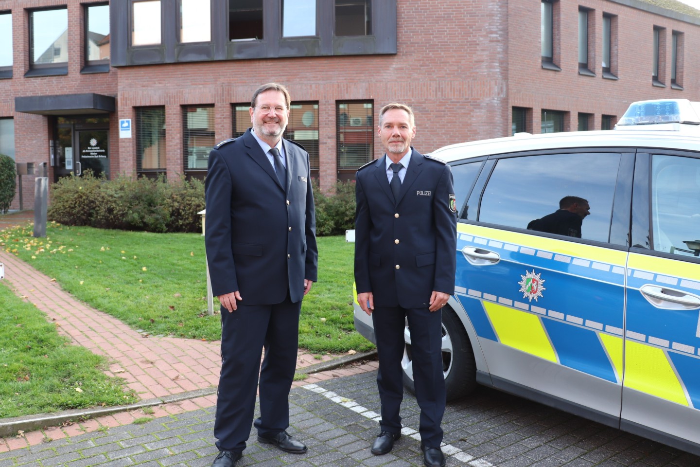POL-HX: Alfred Menzel ist neuer Leiter der Polizeiwache Bad Driburg