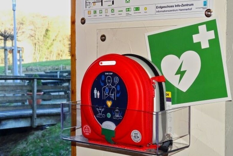Automatisierten Externen Defibrillator (AED), Foto: Wald und Holz NRW